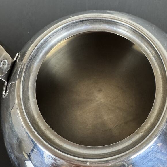 Lepicure Tea Pot, Tea Kettle, 18/10 Stainless Steel, 32 Oz - Picture 6 of 10